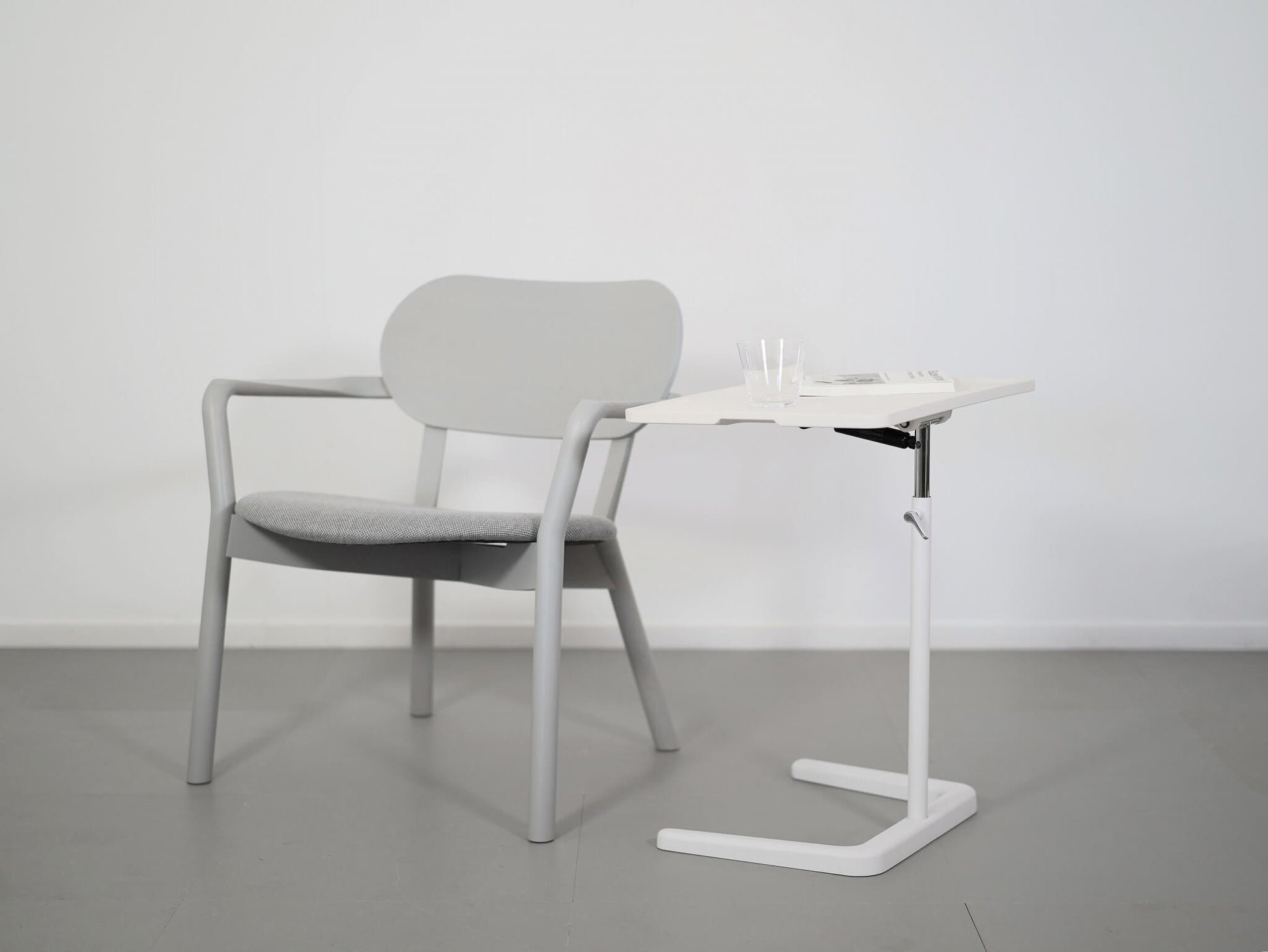 ジャスパーモリソンがデザインしたヴィトラのネステーブル