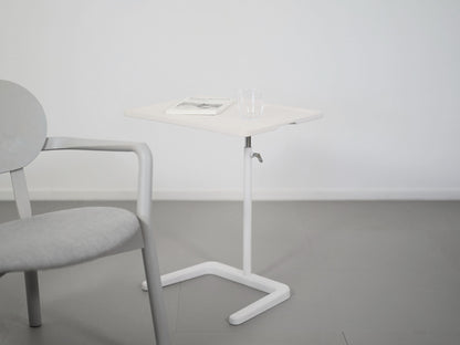 ジャスパーモリソンがデザインしたヴィトラのネステーブル