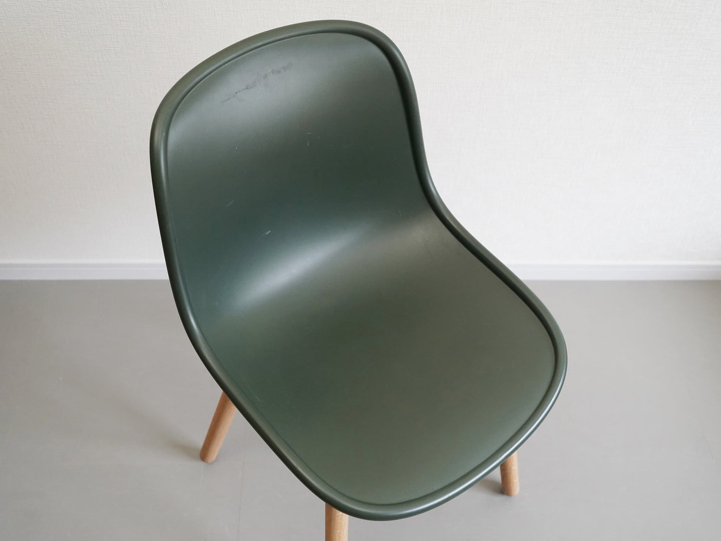 ノイ 12 チェア ヘイ グリーン / NEU 12 Chair HAY Green 在庫2→1