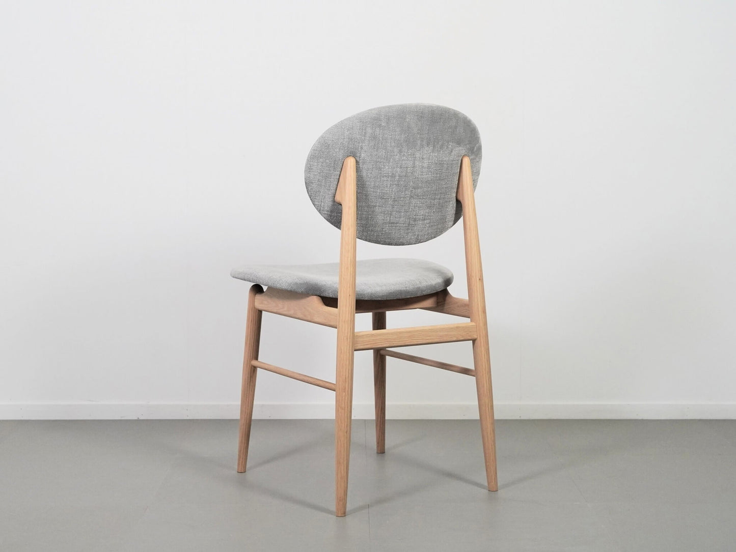 アウトラインチェア ホワイト ノームアーキテクツ アリアケ / Outline Chair Norm Architects ARIAKE 在庫4→3