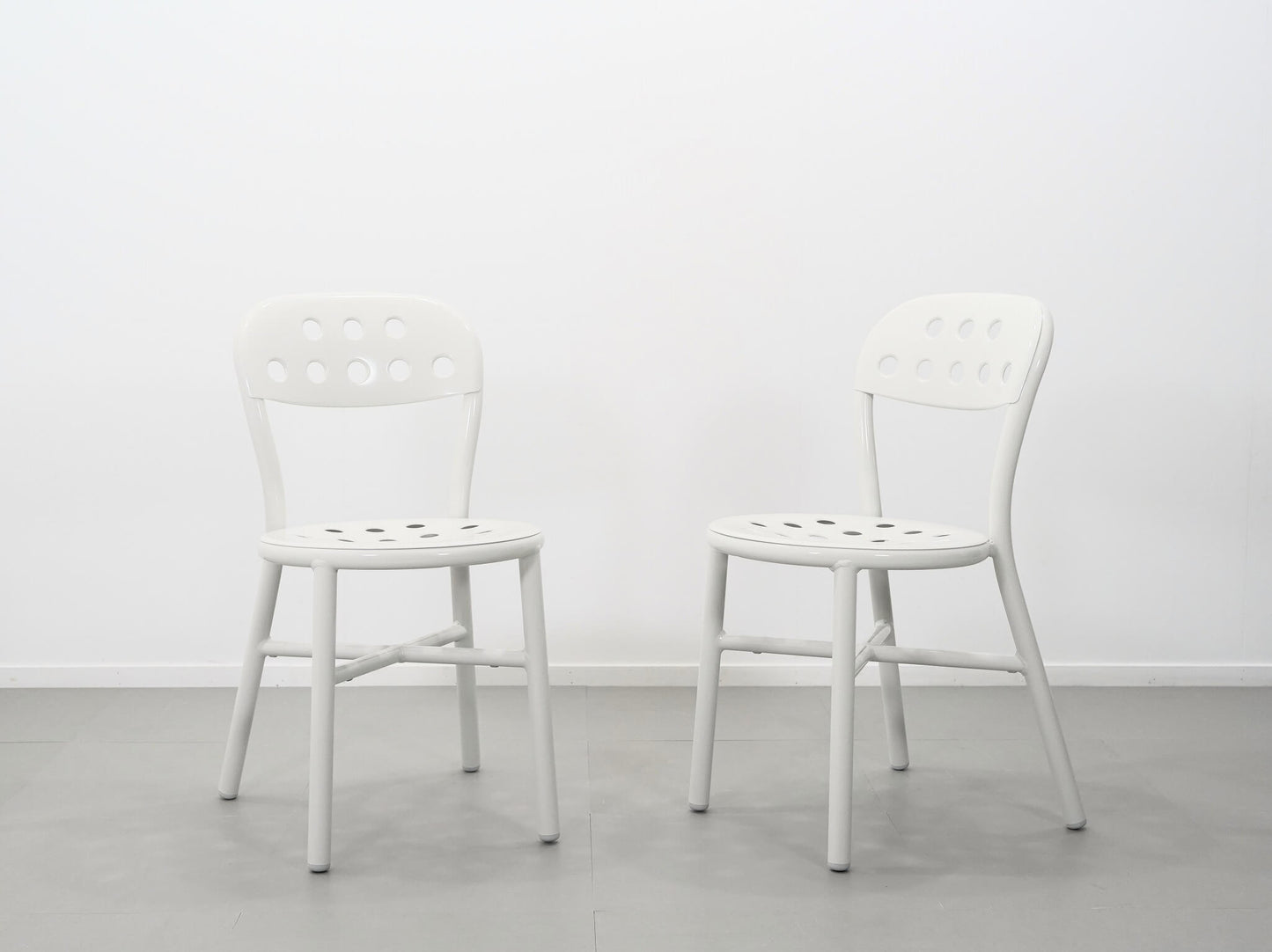 ジャスパーモリソンがデザインした中古・ユーズドのパイプチェア・ホワイト