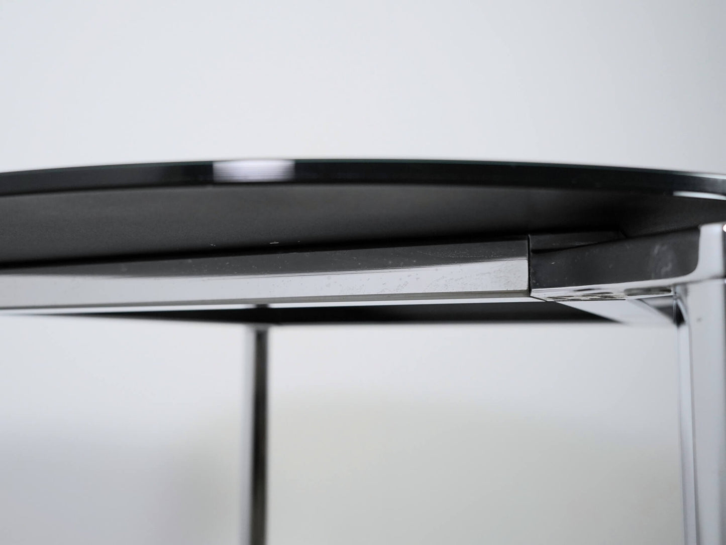 プラーノ 丸テーブル ブラック フリッツ・ハンセン ペリカンデザイン / PLANO Table Fritz Hansen Pelikan Design