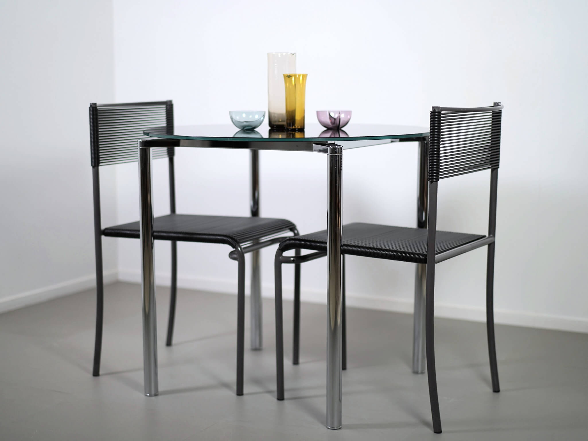 Fritz Hansen Plano ダイニング テーブル Fritz Hansen（フリッツハンセン）】デンマーク製のコンパクトなカフェ