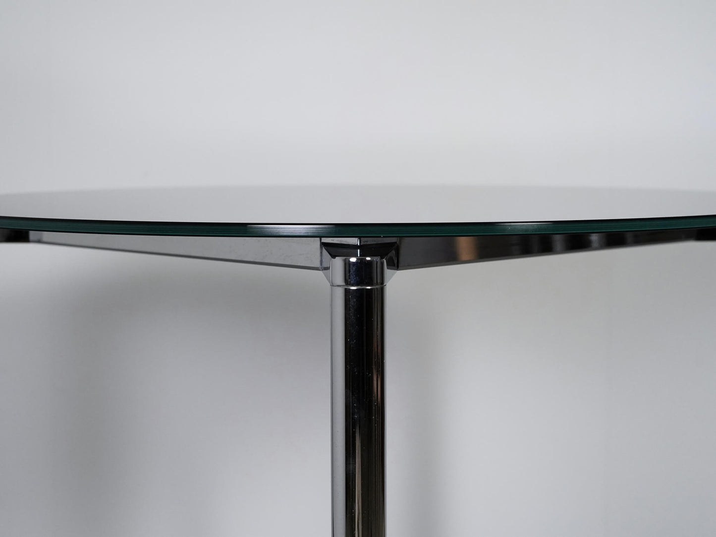 プラーノ 丸テーブル ブラック フリッツ・ハンセン ペリカンデザイン / PLANO Table Fritz Hansen Pelikan Design