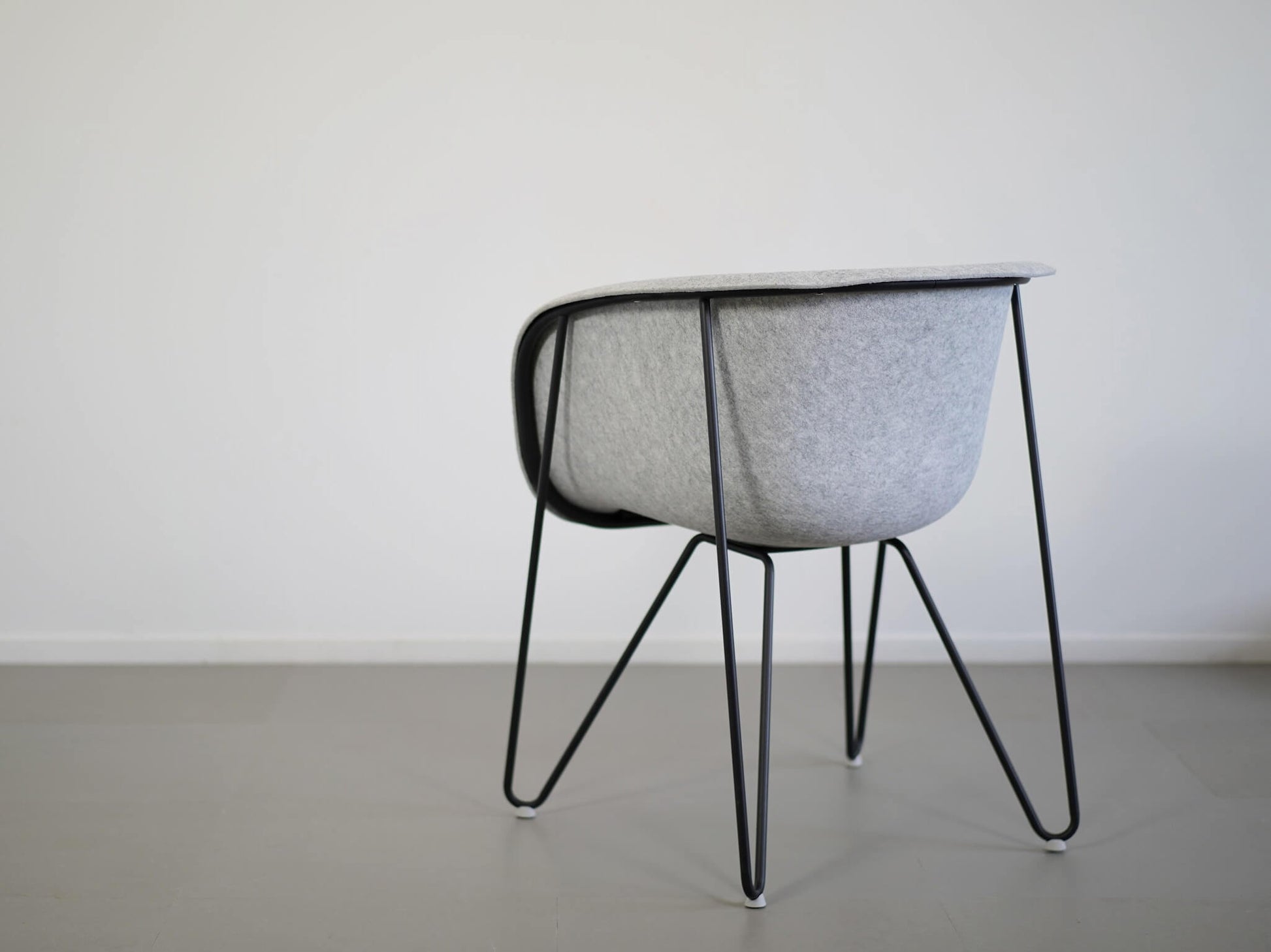 イトーキのリフェルトチェア