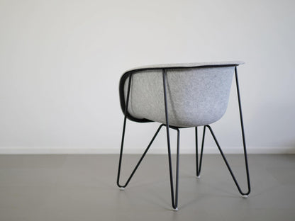 イトーキのリフェルトチェア