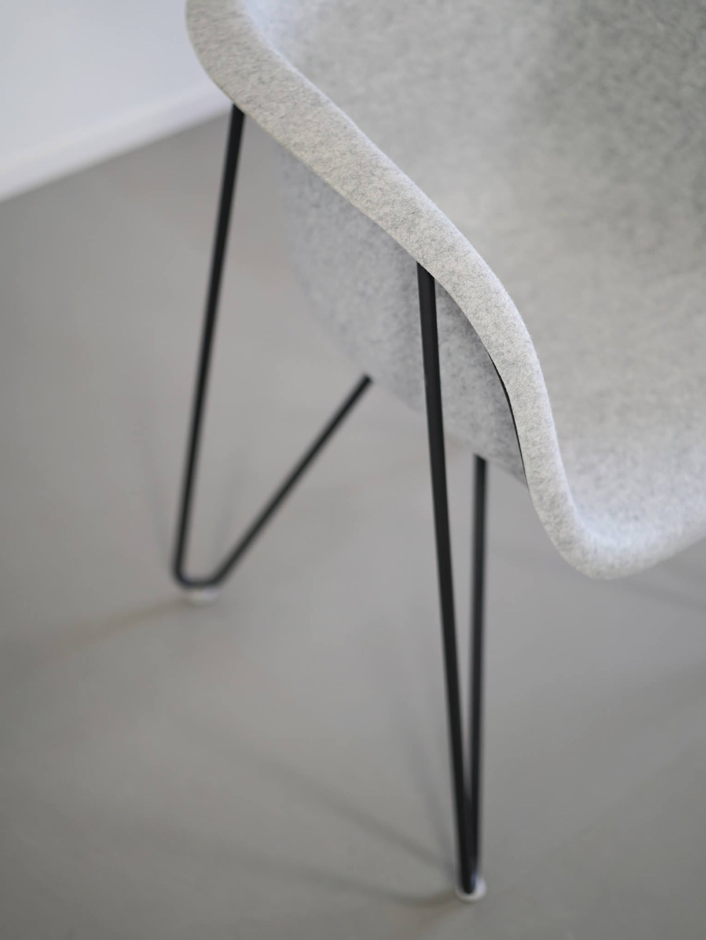 イトーキのリフェルトチェア