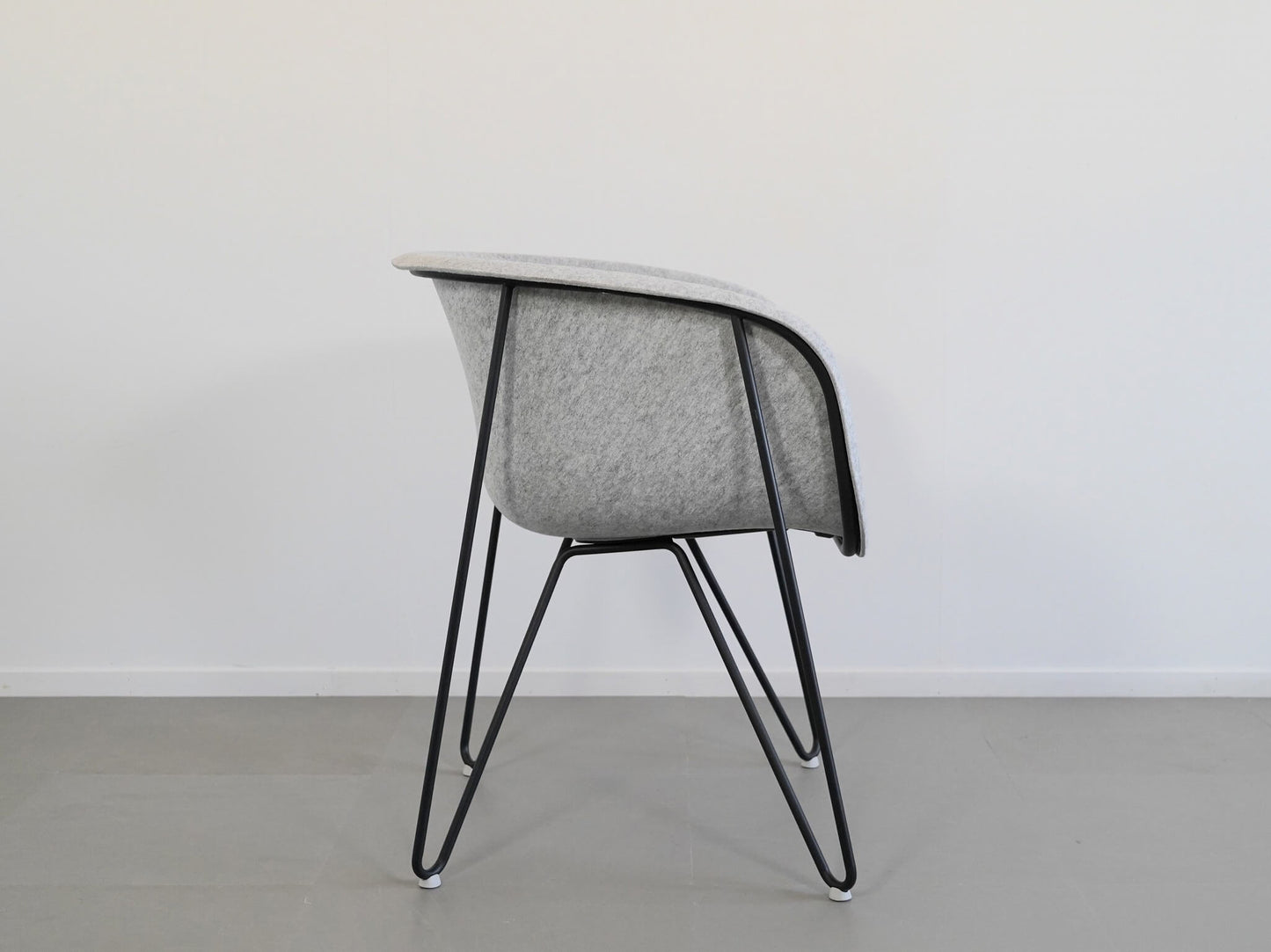 イトーキのリフェルトチェア