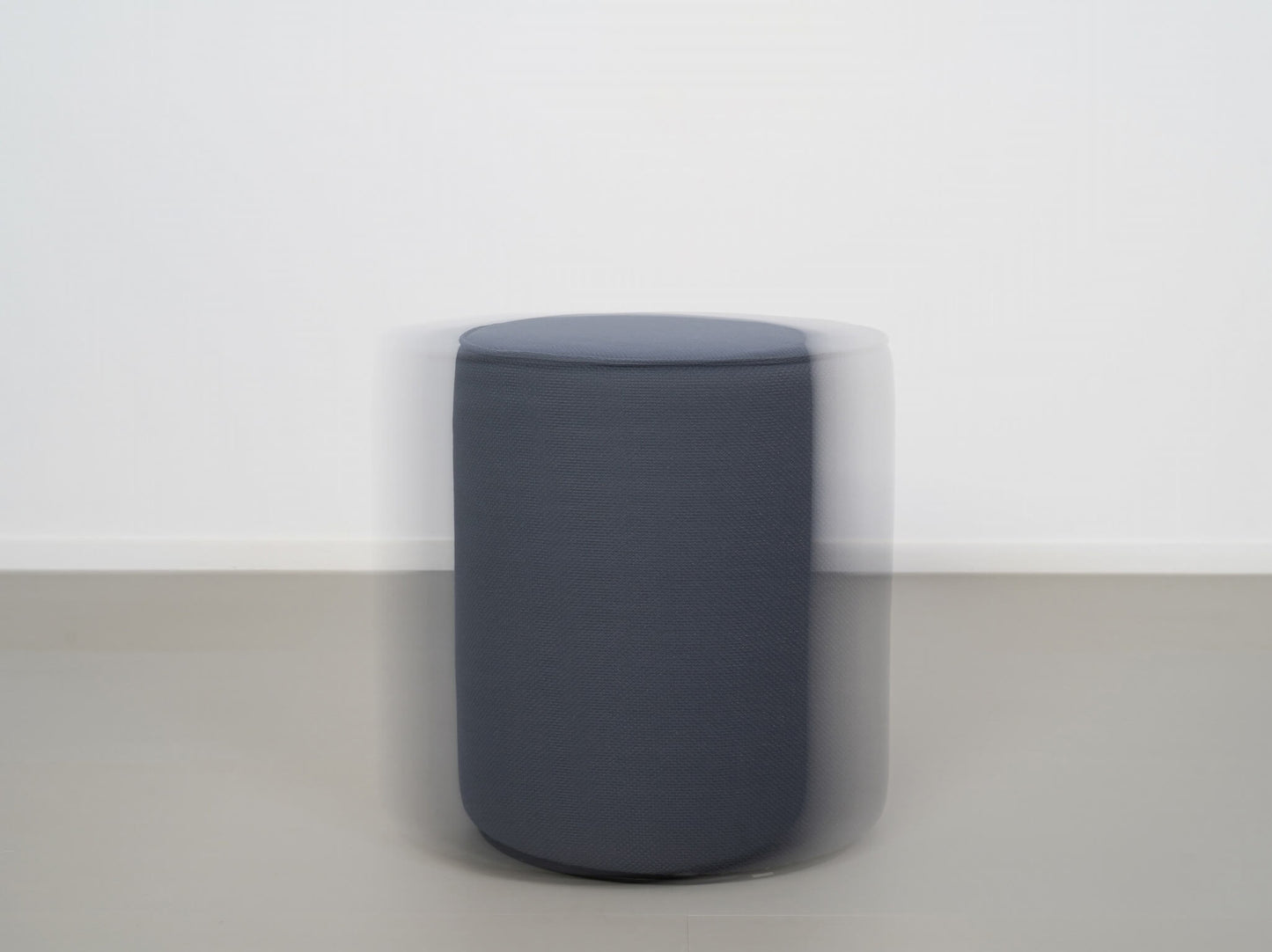 ノルのロックウェル・アンスクリプテッドスツール