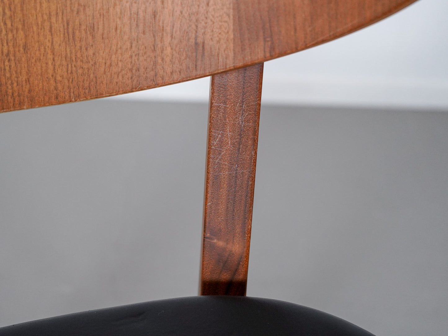ラウンディッシュ チェア ウォールナット レザー マルニ木工 深澤直人 / Roundish Chair Maruni Collection Naoto Fukasawa