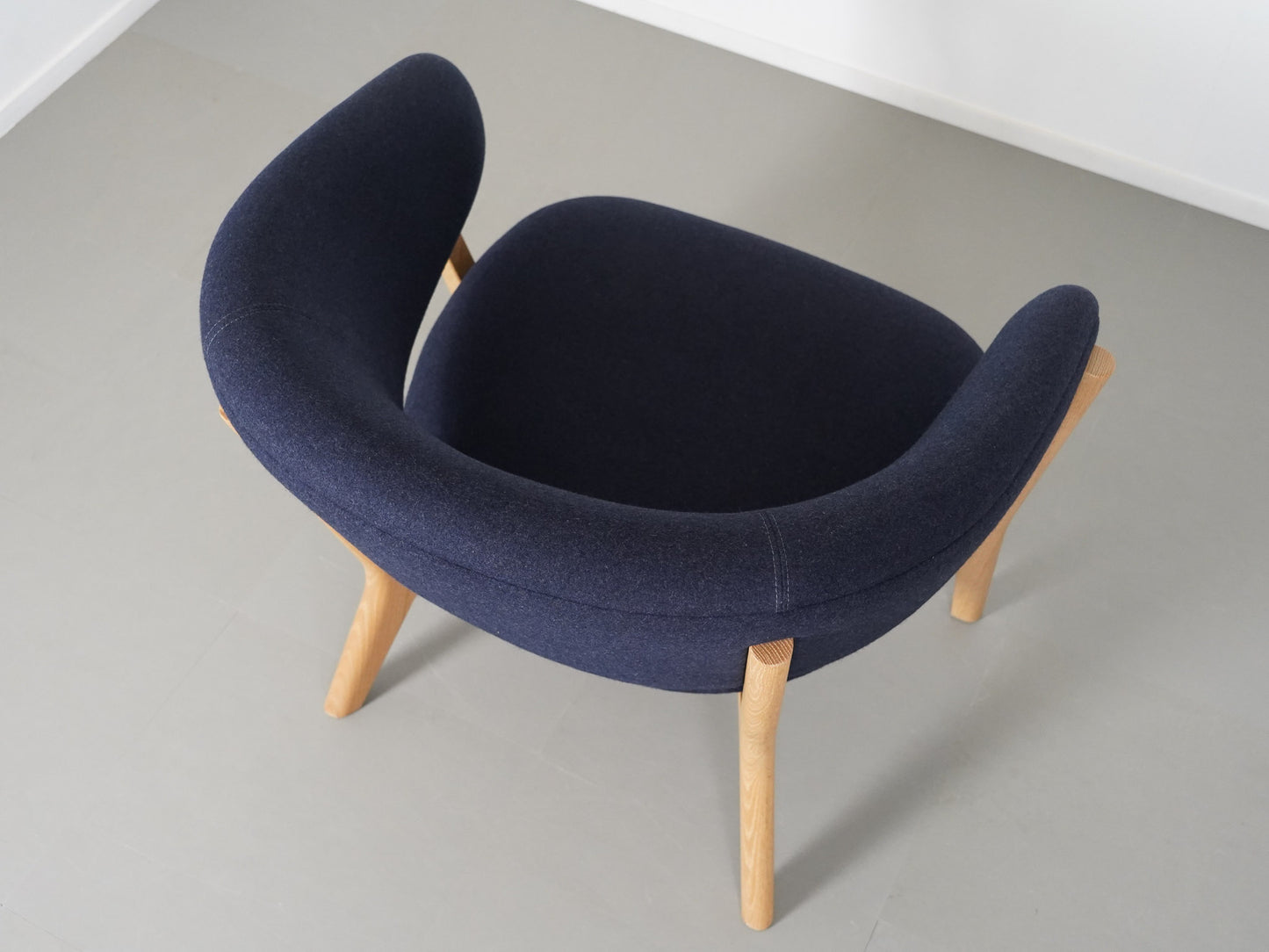 ラウンディッシュ ラウンジチェア オーク クヴァドラ マルニ木工 深澤直人 / Roundish Lounge Chair Maruni Collection Naoto Fukasawa