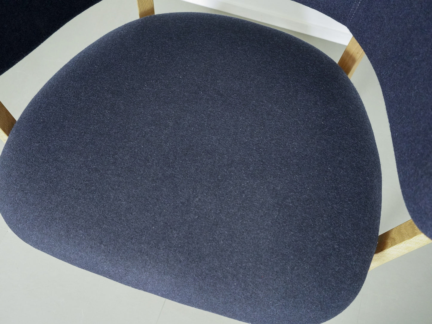 ラウンディッシュ ラウンジチェア オーク クヴァドラ マルニ木工 深澤直人 / Roundish Lounge Chair Maruni Collection Naoto Fukasawa