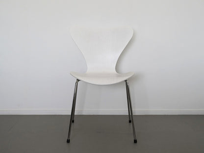 セブンチェア ホワイト カラードアッシュ フリッツ・ハンセン アルネ・ヤコブセン / Seven Chair White Fritz Hansen Arne Jacobsen 在庫4→3
