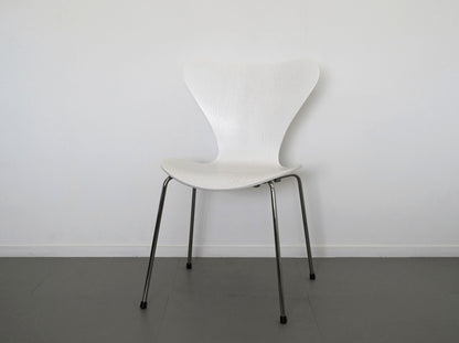 セブンチェア ホワイト カラードアッシュ フリッツ・ハンセン アルネ・ヤコブセン / Seven Chair White Fritz Hansen Arne Jacobsen 在庫4→3