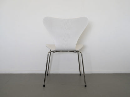 セブンチェア ホワイト カラードアッシュ フリッツ・ハンセン アルネ・ヤコブセン / Seven Chair White Fritz Hansen Arne Jacobsen 在庫4→3