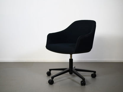 ブルレック兄弟がデザインしたヴィトラのソフトシェルチェア・5スターキャスター・キャスター