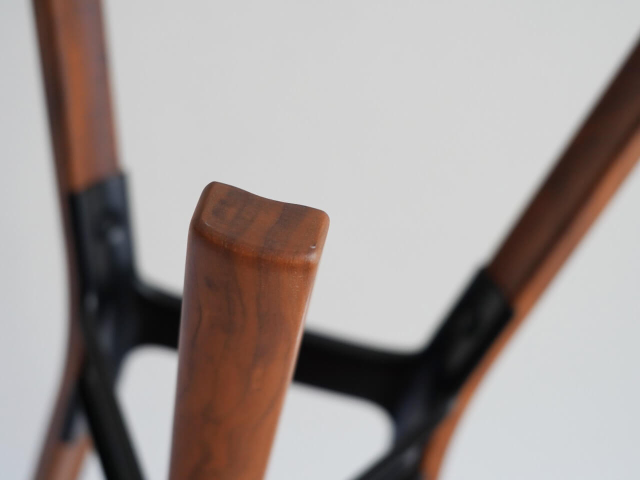 スティールウッド コートスタンド ロナン＆エルワン・ブルレック ヴィトラ ウォールナット×ブラック / Magis Steelwood Coat Hanger Ronan & Erwan Bouroullec