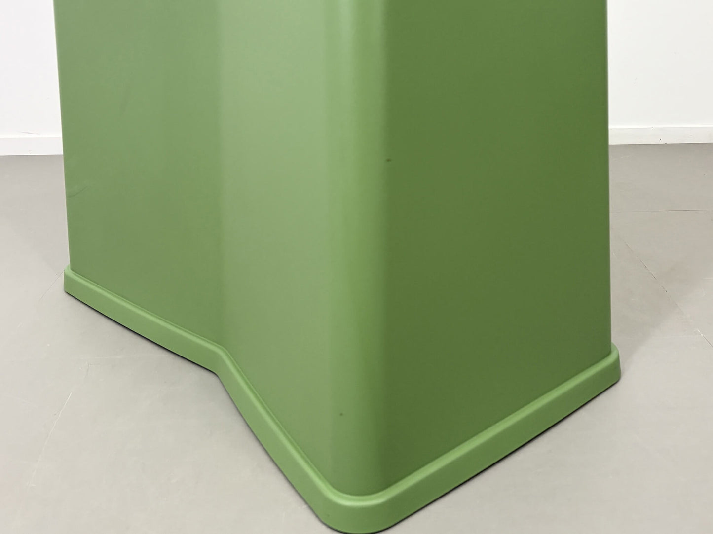 スツールツール ヴィトラ コンスタンチン・グルチッチ グリーン / Stool-Tool Vitra Konstantin Grcic Green