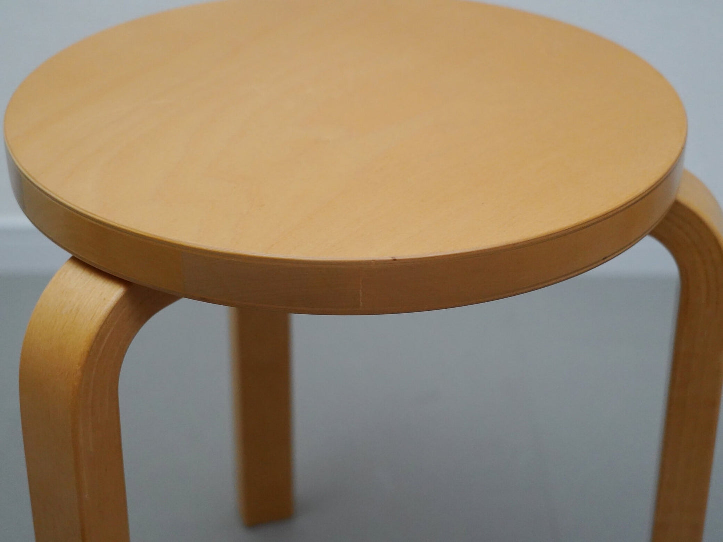 スツール60 バーチ ハニーステイン 3本脚 アルヴァ・アアルト アルテック / Stool60 Honey Alvar Aalto Artek