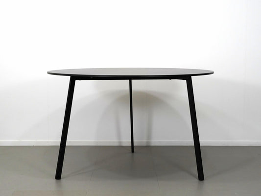 ロナン＆エルワン・ブルレックがデザインした中古・ユーズドのマジスのストライプド丸テーブルΦ120cmブラック