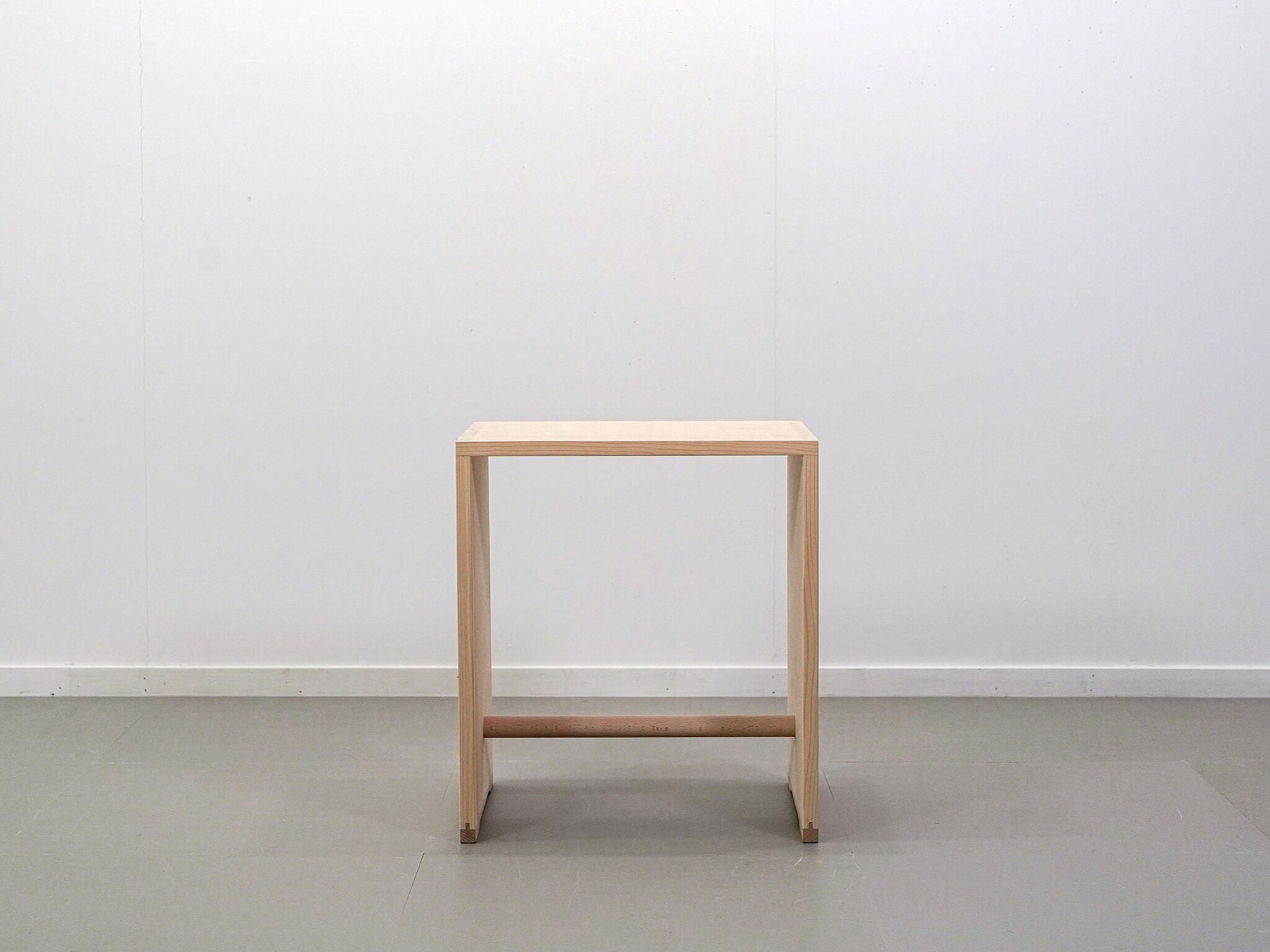 ウルムスツール ヴェービーフォーム マックス・ビル / Ulm Stool wb