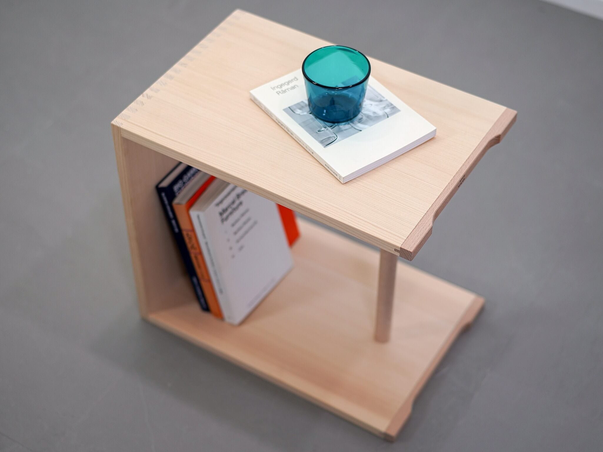 ウルムスツール ヴェービーフォーム マックス・ビル / Ulm Stool wb