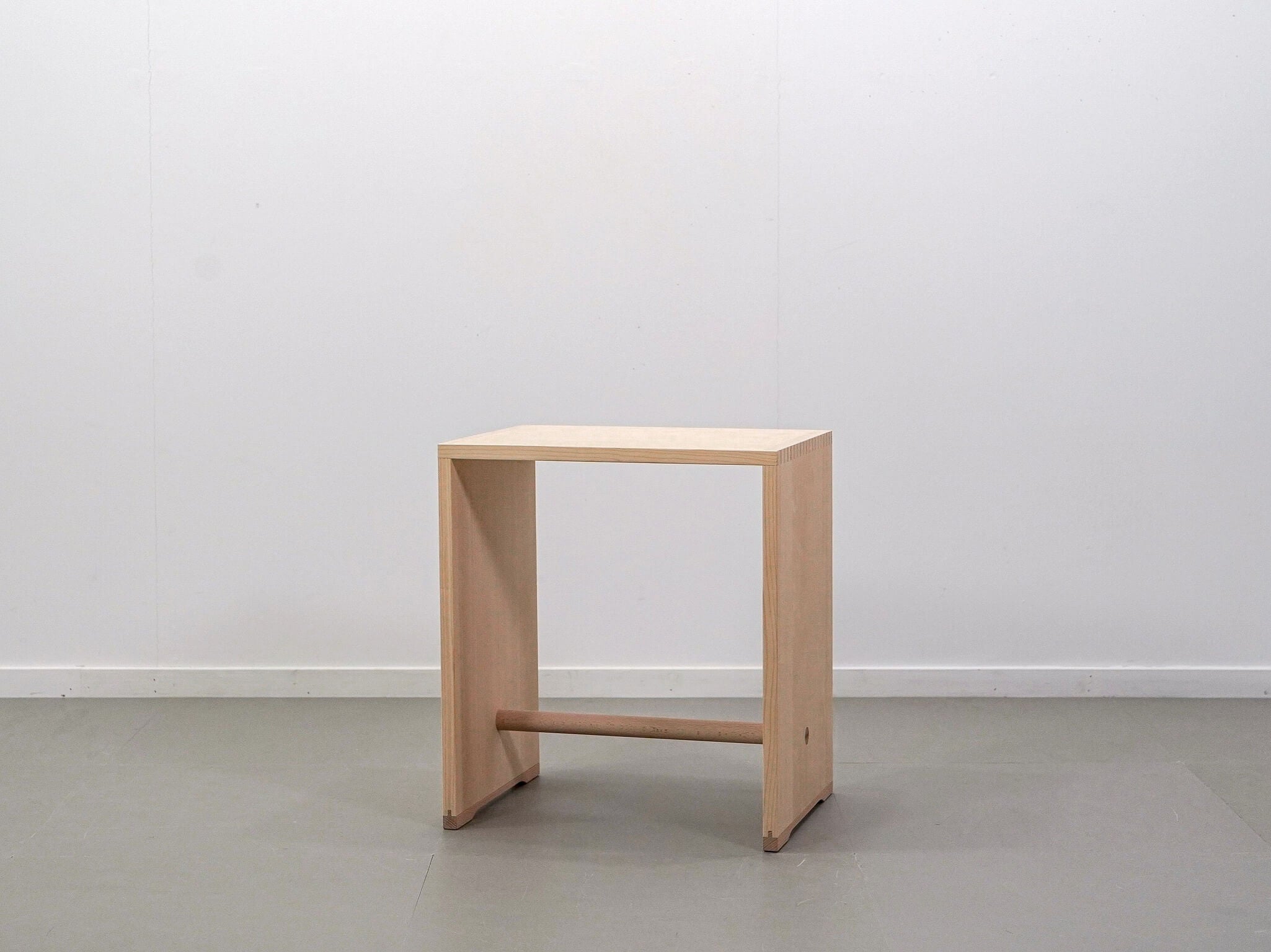 ウルムスツール ヴェービーフォーム マックス・ビル / Ulm Stool wb